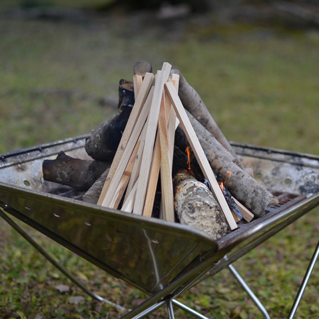 ひのきの焚き付け用薪